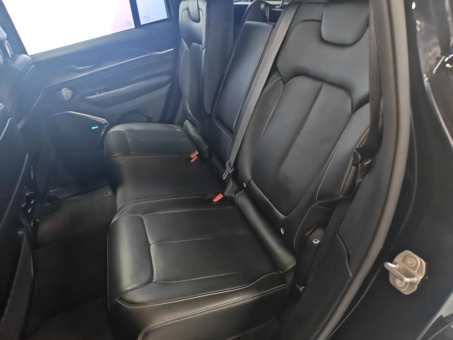 Jeep Grand Cherokee New Energy 2023 4xe Summit Edition — миниатюра 19