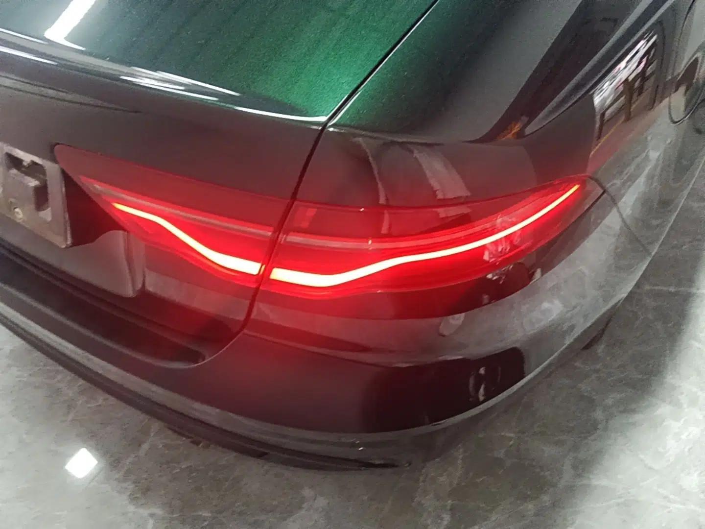 Jaguar XEL 2021 2.0T 200PS R-DYNAMIC Youth Sports Edition — миниатюра 6