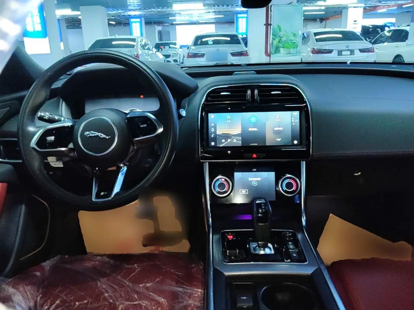 Jaguar XEL 2023 2.0T 250 PS R-DYNAMIC S Advanced Sport Edition — миниатюра 13