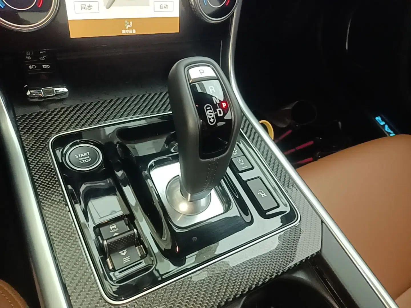 Jaguar XEL 2024 2.0T 250 PS R-DYNAMIC S Ebony Black Sport Edition — миниатюра 17