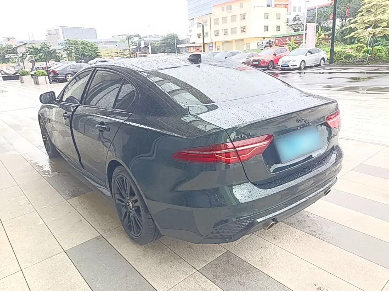 Jaguar XEL 2024 2.0T 250 PS R-DYNAMIC S Ebony Black Sport Edition — миниатюра 4