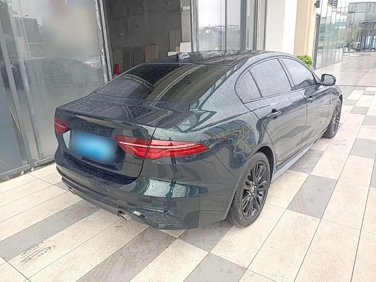 Jaguar XEL 2024 2.0T 250 PS R-DYNAMIC S Ebony Black Sport Edition — миниатюра 6