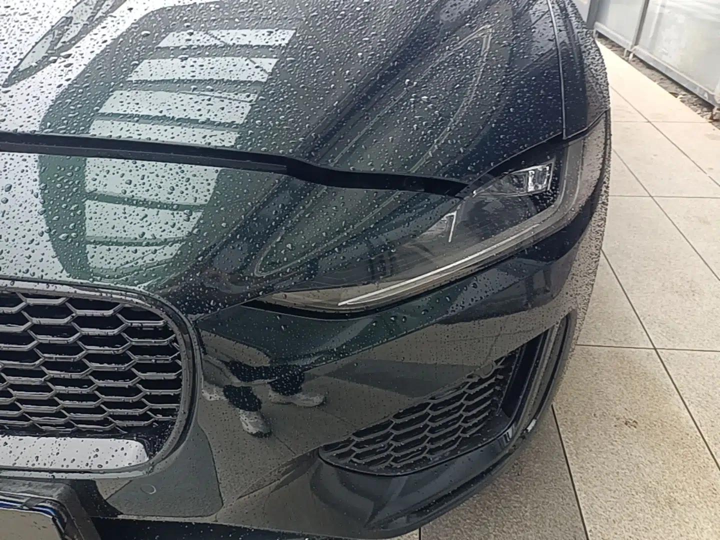 Jaguar XEL 2024 2.0T 250 PS R-DYNAMIC S Ebony Black Sport Edition — миниатюра 9