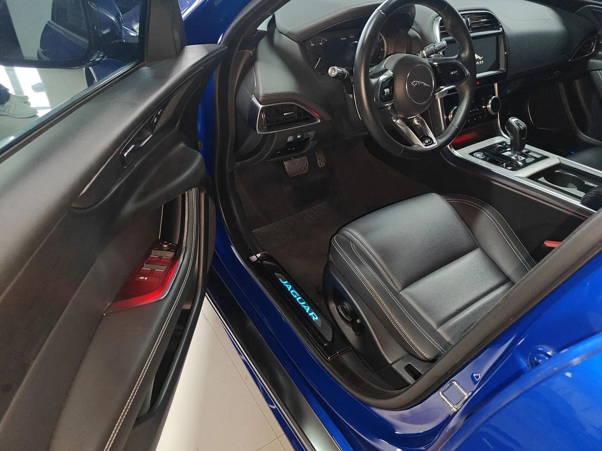Jaguar XEL 2020 2.0T 200 PS R-DYNAMIC S Advanced Sport Edition — миниатюра 8