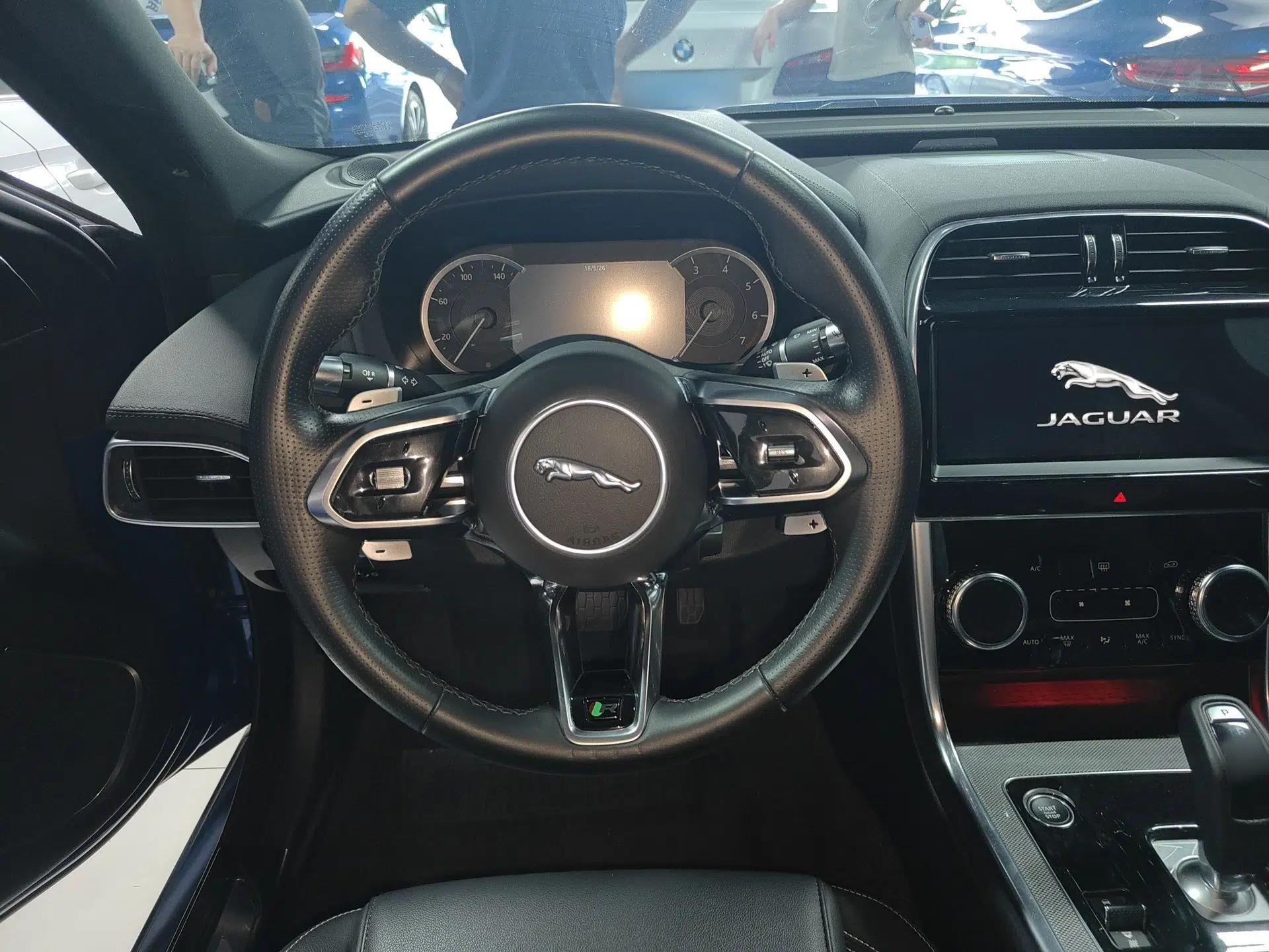 Jaguar XEL 2020 2.0T 200 PS R-DYNAMIC S Advanced Sport Edition — миниатюра 10