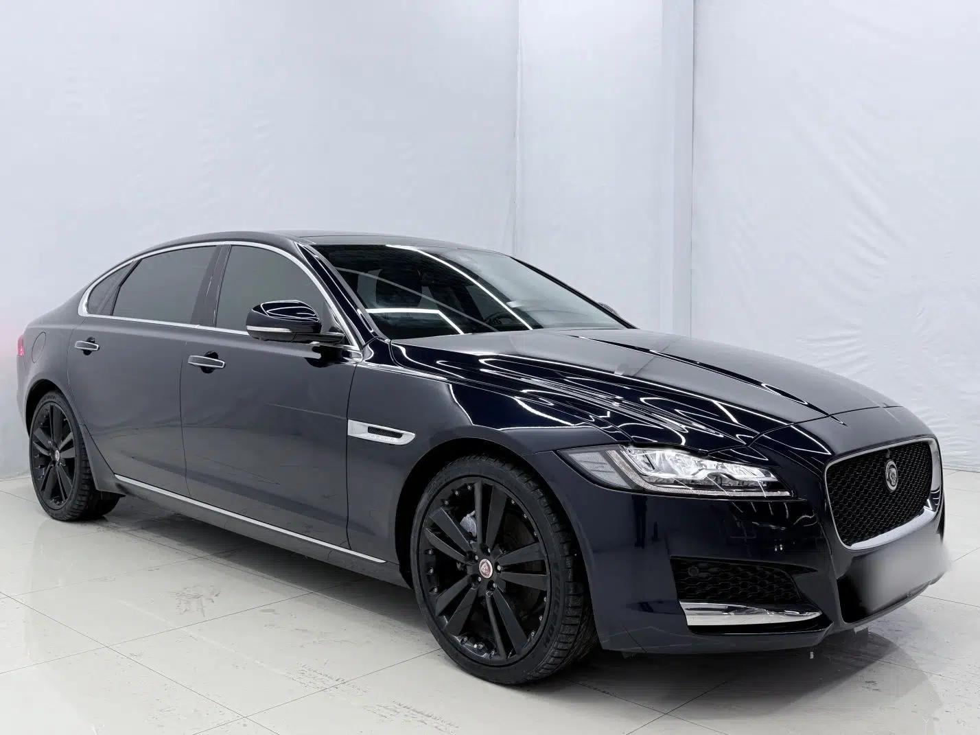 Jaguar XFL 2020 XFL 2.0T P250 Four-Wheel Drive Luxury Edition — миниатюра 3