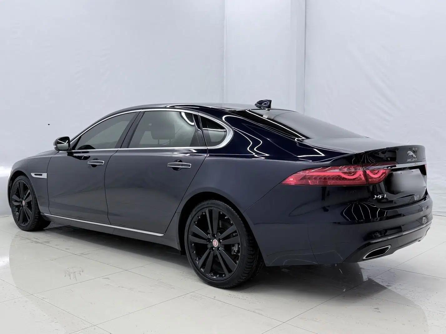 Jaguar XFL 2020 XFL 2.0T P250 Four-Wheel Drive Luxury Edition — миниатюра 4