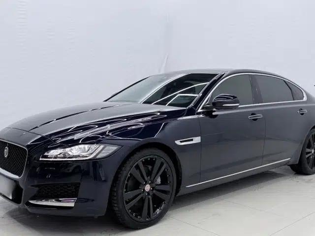 Jaguar XFL 2020 XFL 2.0T P250 Four-Wheel Drive Luxury Edition