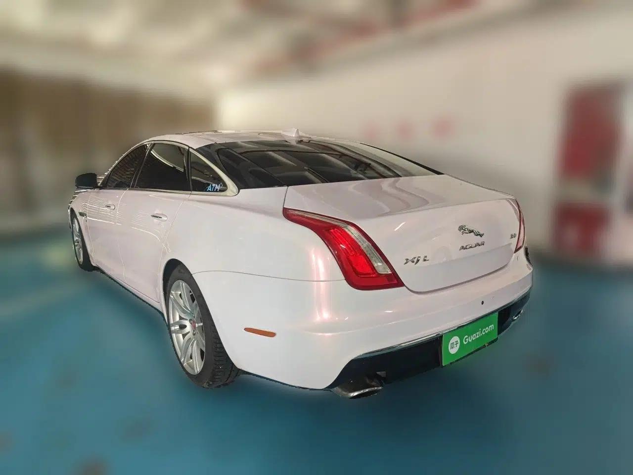 Jaguar XJ 2018 XJL 3.0 SC Two-Wheel-Drive Elegant Business Edition — миниатюра 4