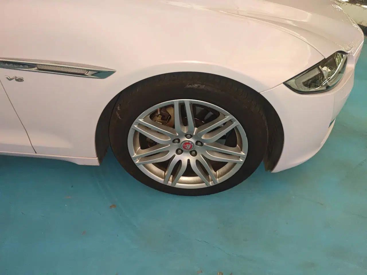 Jaguar XJ 2018 XJL 3.0 SC Two-Wheel-Drive Elegant Business Edition — миниатюра 8