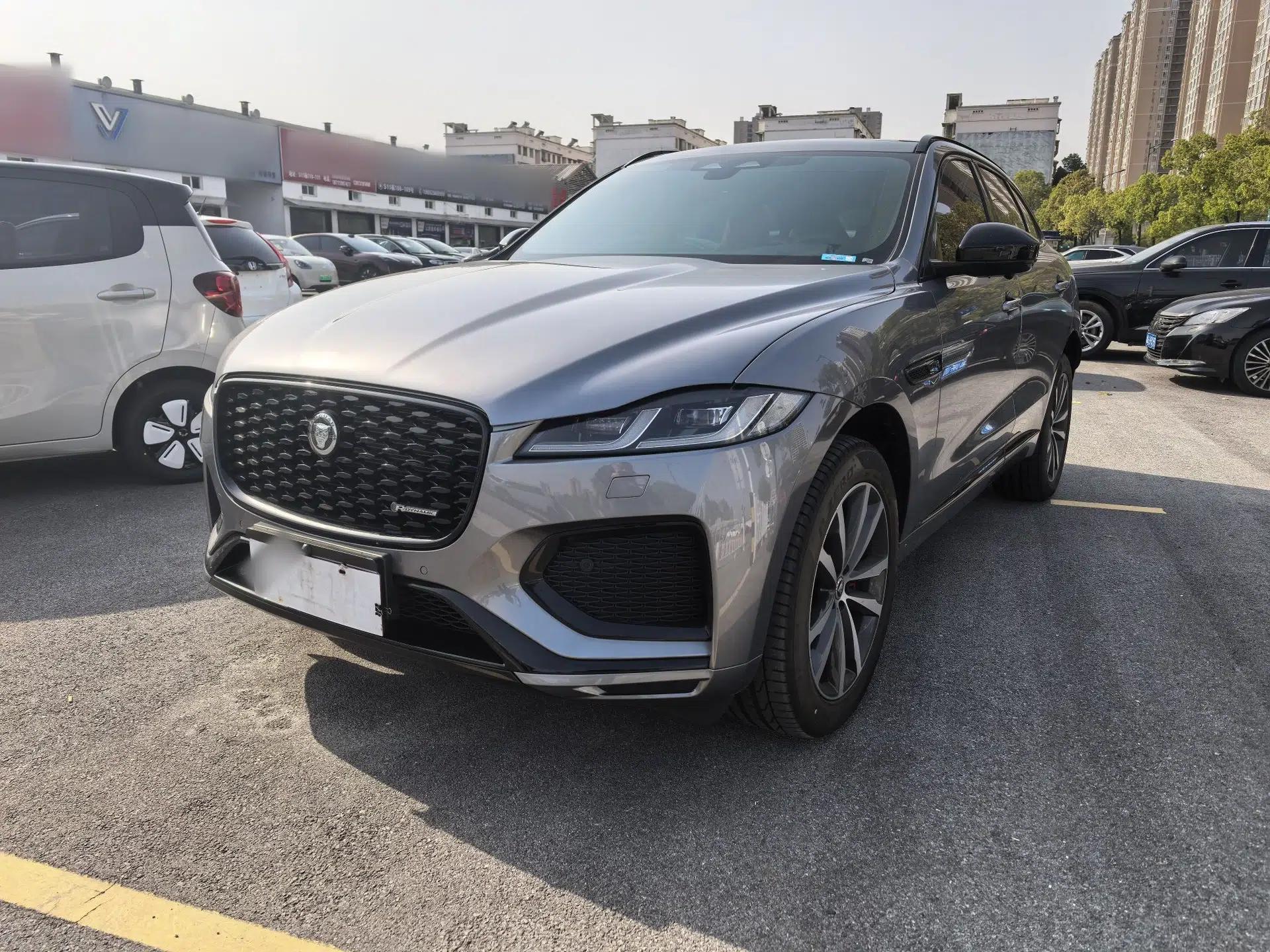 Jaguar F-PACE 2024 P250 R-Dynamic SE — миниатюра 1