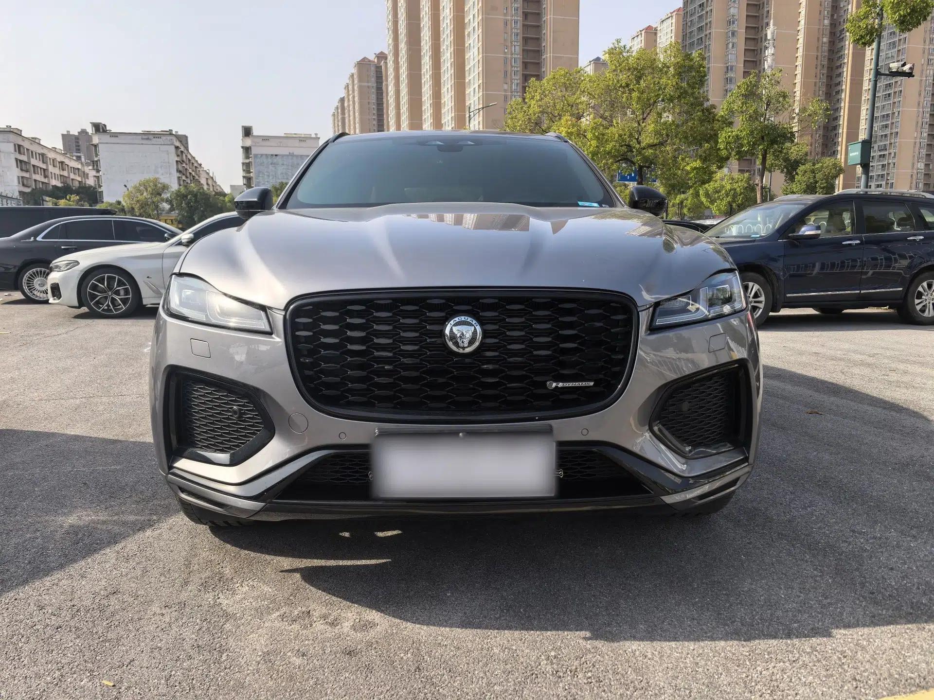 Jaguar F-PACE 2024 P250 R-Dynamic SE — миниатюра 6