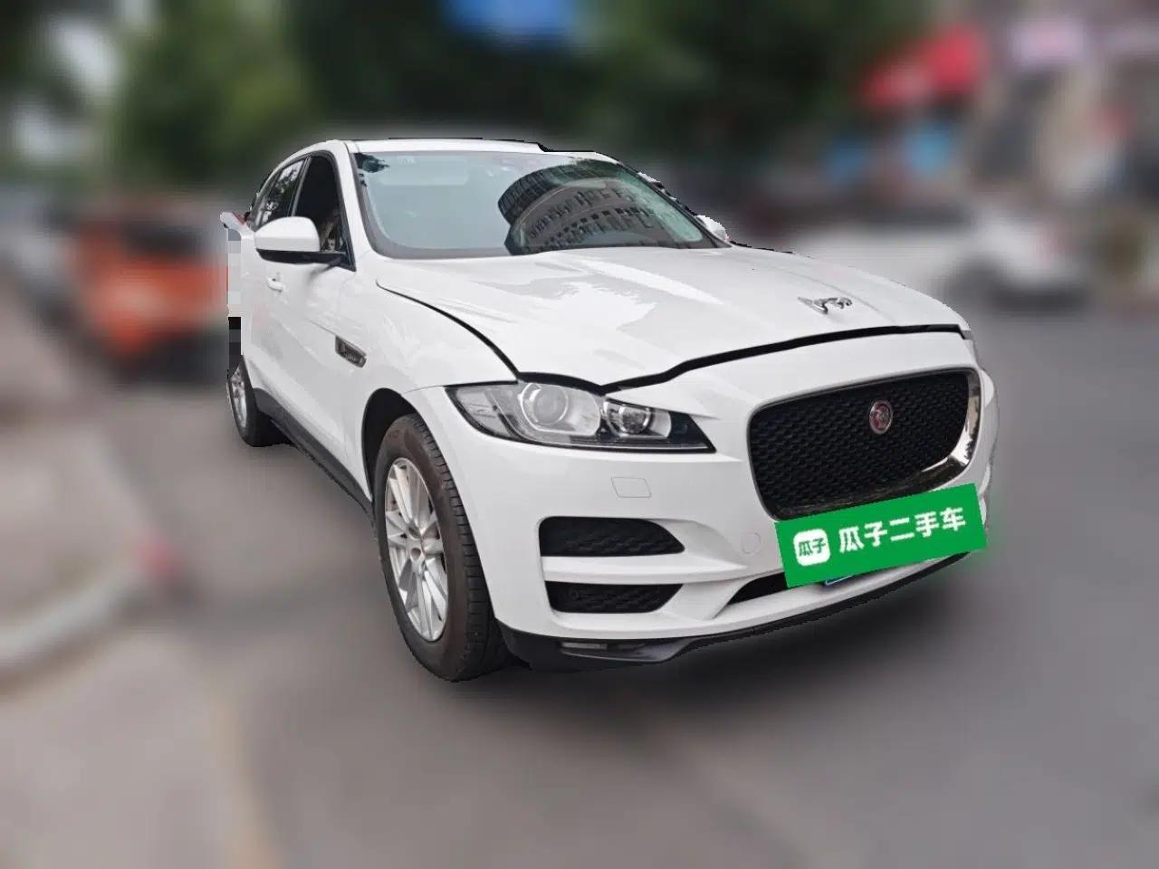 Jaguar F-PACE 2016 2.0T Two-Wheel Drive Urban Luxury Edition — миниатюра 3