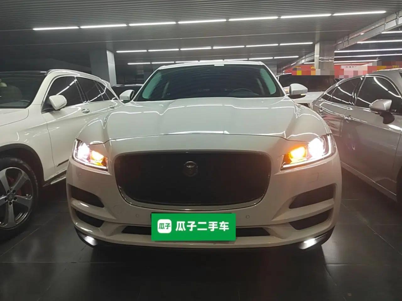 Jaguar F-PACE 2019 2.0T Four-Wheel Drive Urban Luxury Edition — миниатюра 2