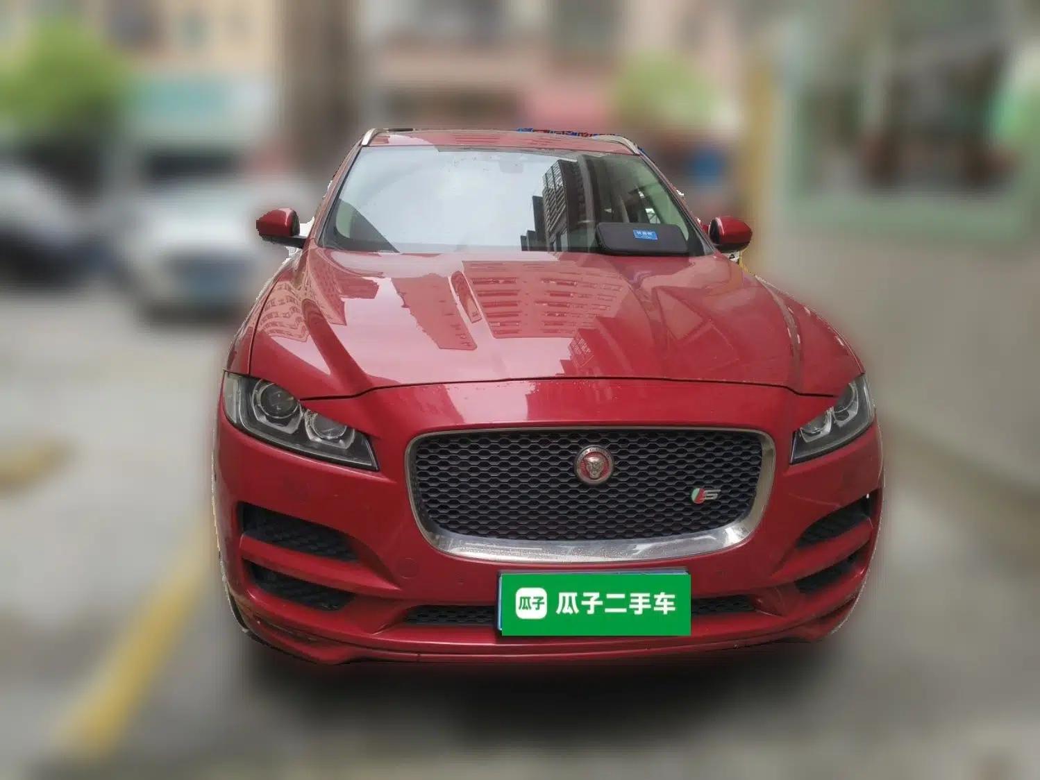 Jaguar F-PACE 2016 2.0T Two-Wheel Drive Urban Luxury Edition — миниатюра 2