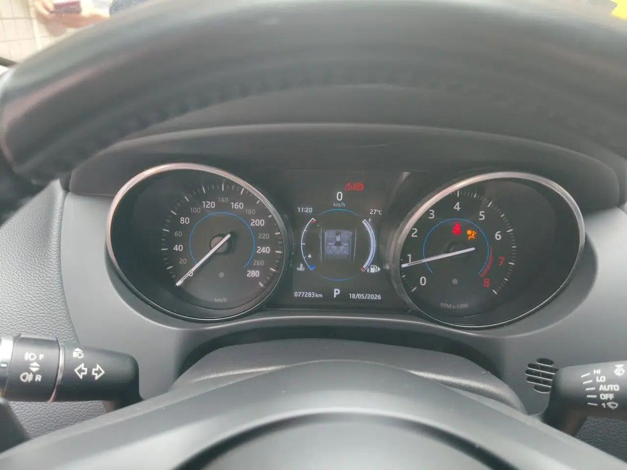Jaguar F-PACE 2016 2.0T Two-Wheel Drive Urban Luxury Edition — миниатюра 12