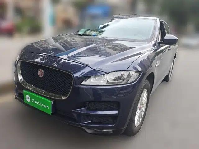 Jaguar F-PACE 2016 2.0T Two-Wheel Drive Urban Luxury Edition