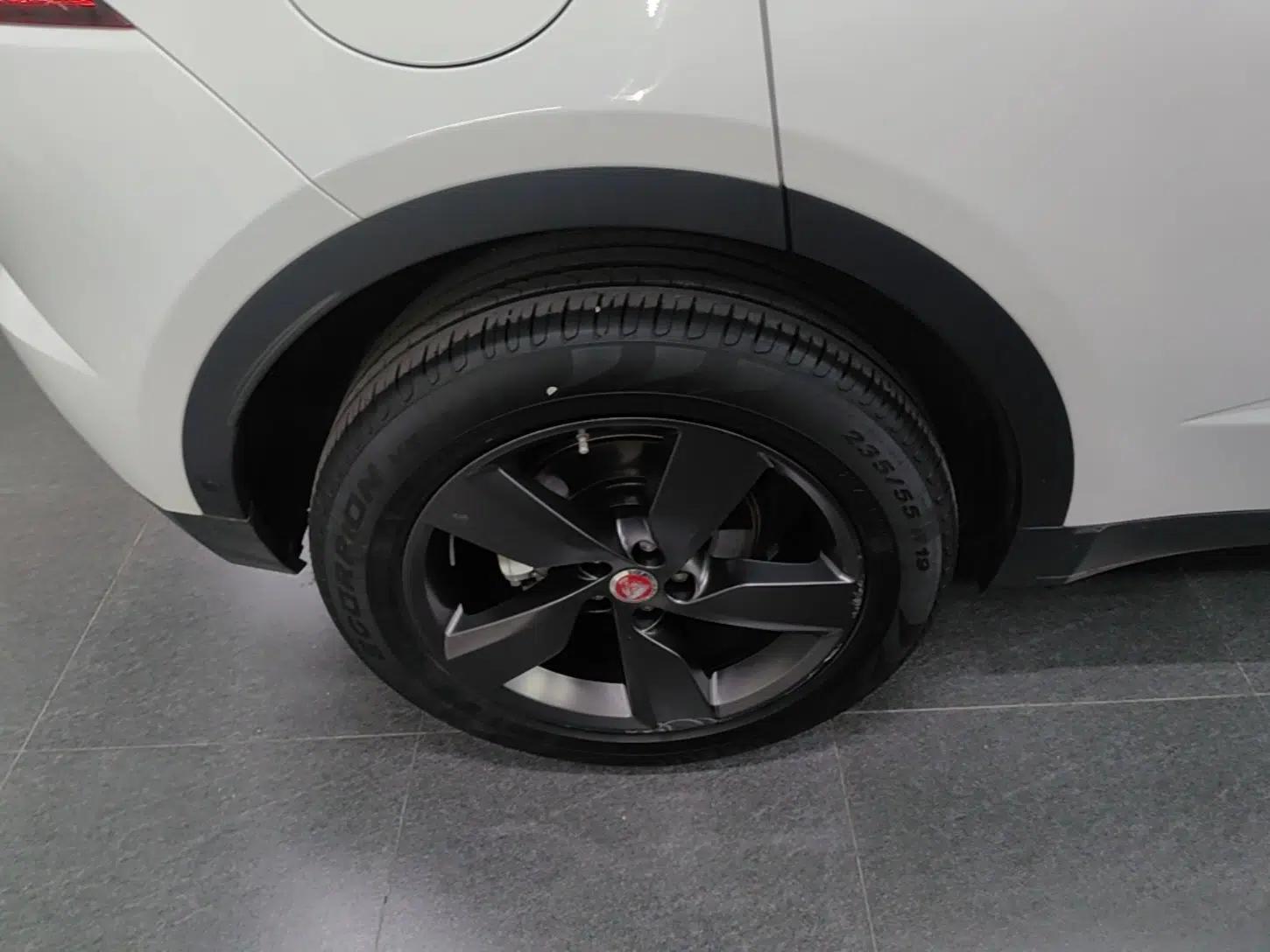 Jaguar E-PACE 2018 P250 S China VI — миниатюра 10