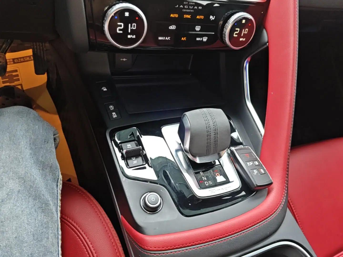 Jaguar E-PACE 2024 All-New R-DYNAMIC S Sport Edition — миниатюра 12