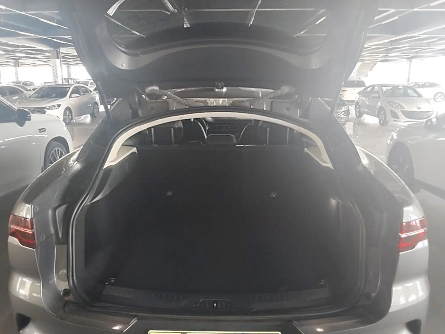 Jaguar I-PACE 2018 EV400 S — миниатюра 22