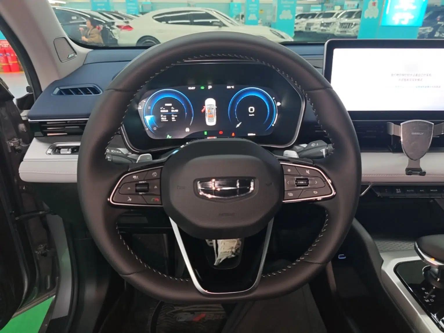 Geely Auto Preface 2023 2.0TD Prestige Version — миниатюра 14
