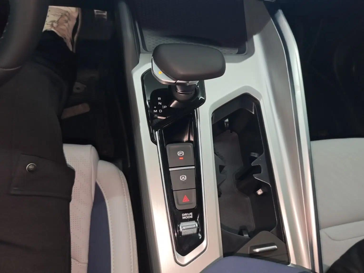 Geely Auto Preface 2023 2.0TD Prestige Version — миниатюра 17
