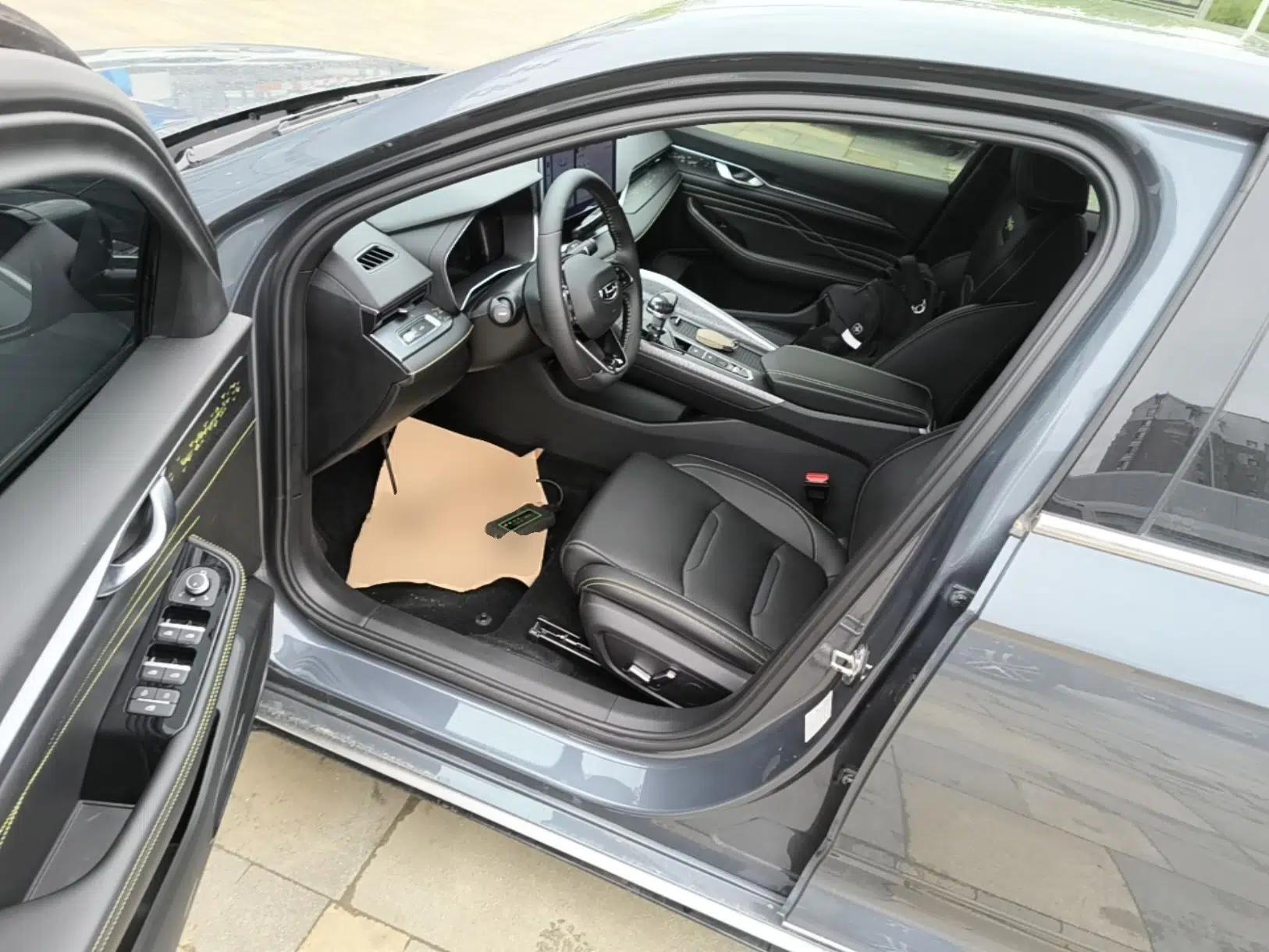 Geely Auto Preface 2023 1.5TD Kunlun Edition — миниатюра 18
