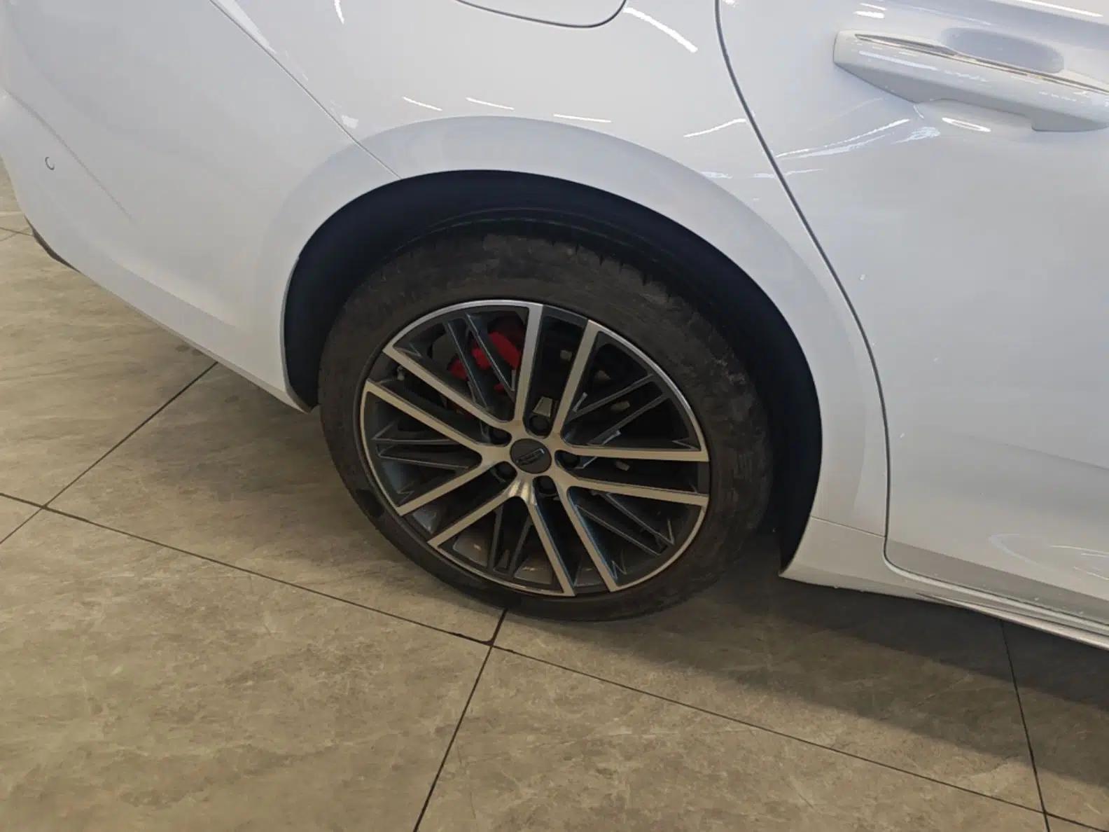 Geely Auto Preface 2023 2.0TD Prestige Version — миниатюра 10
