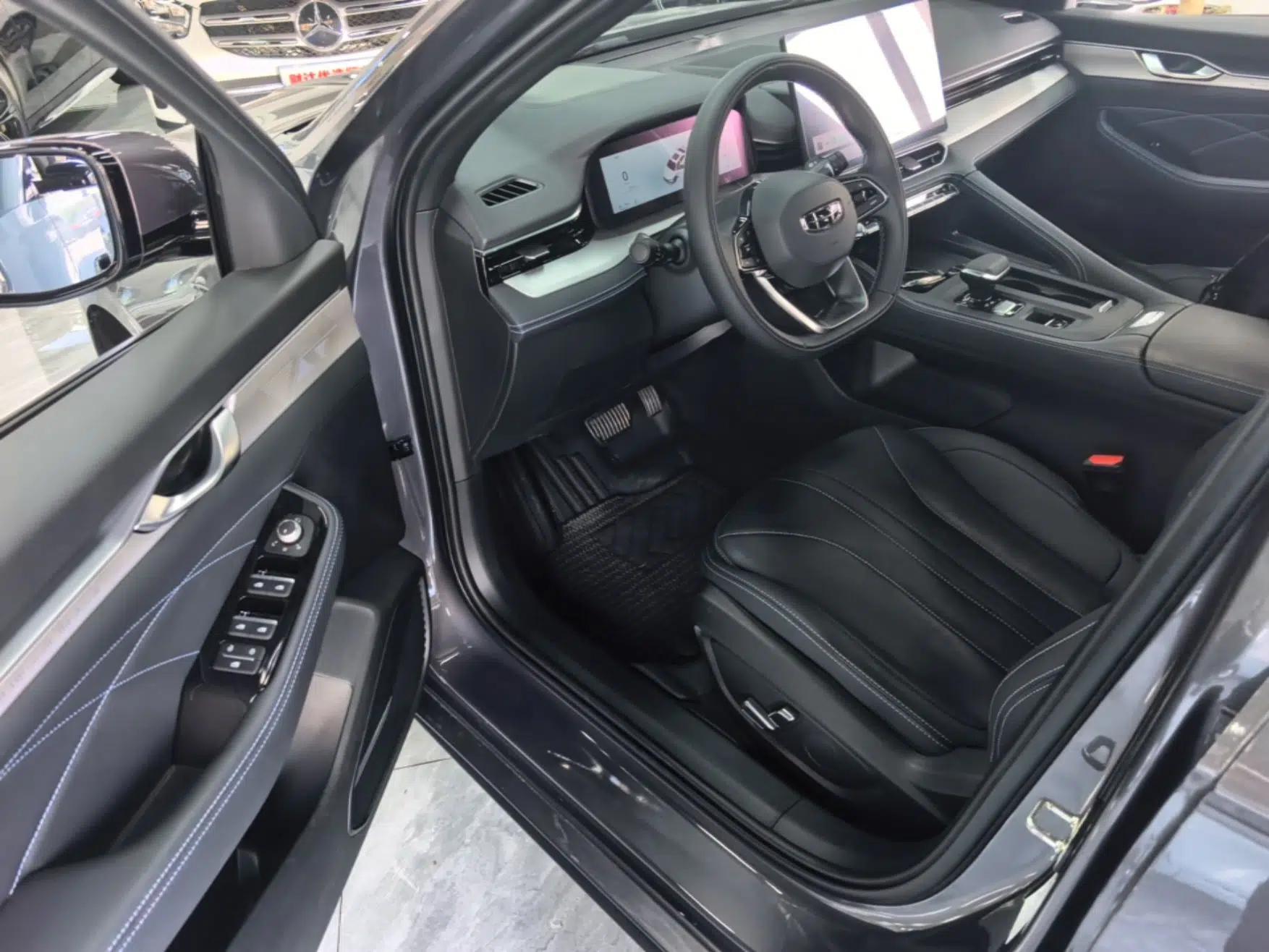 Geely Auto Preface 2026 Model Oriental Yao 1.5TD Fuyao Edition — миниатюра 18
