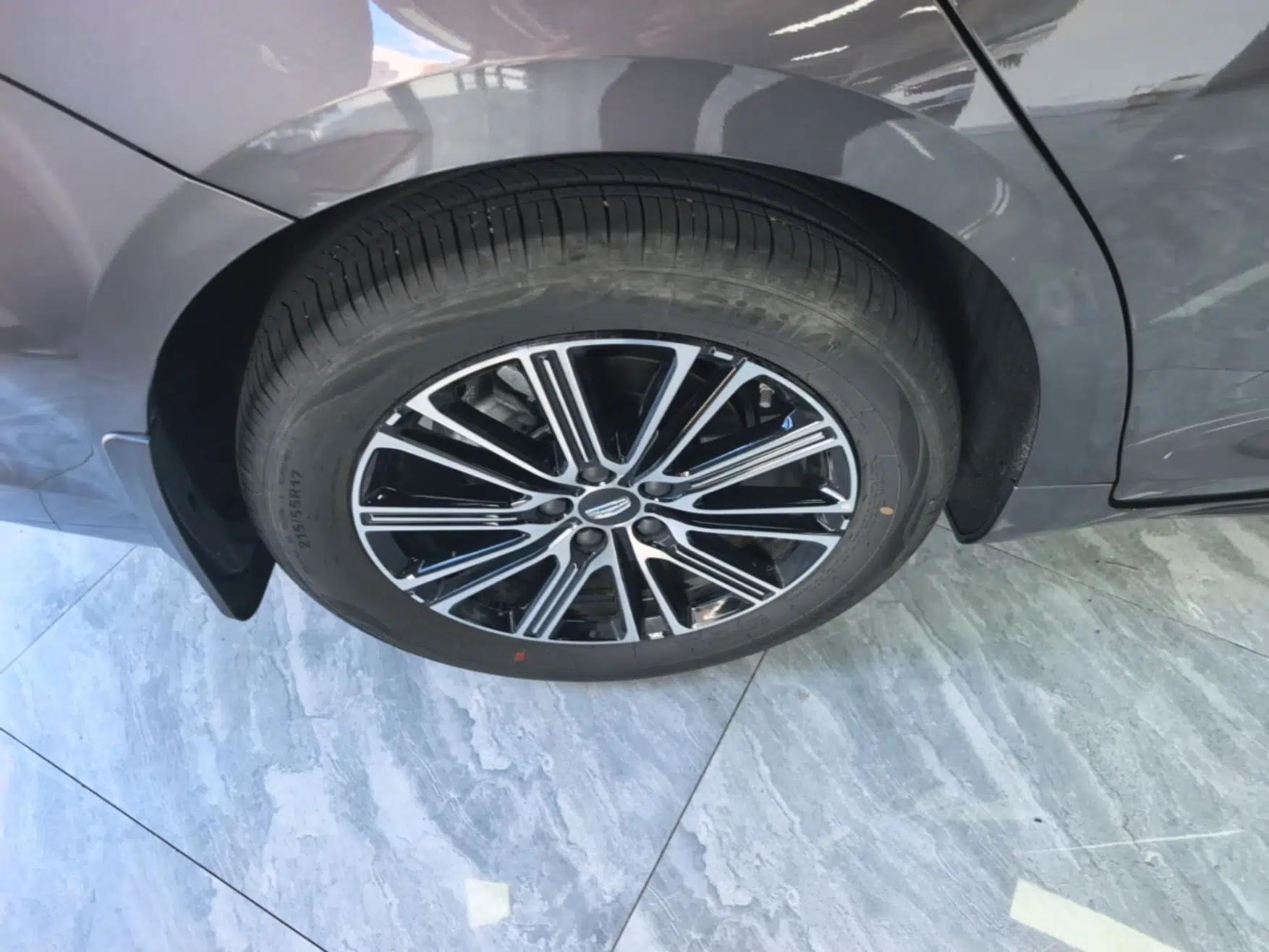 Geely Auto Preface 2026 Model Oriental Yao 1.5TD Fuyao Edition — миниатюра 10