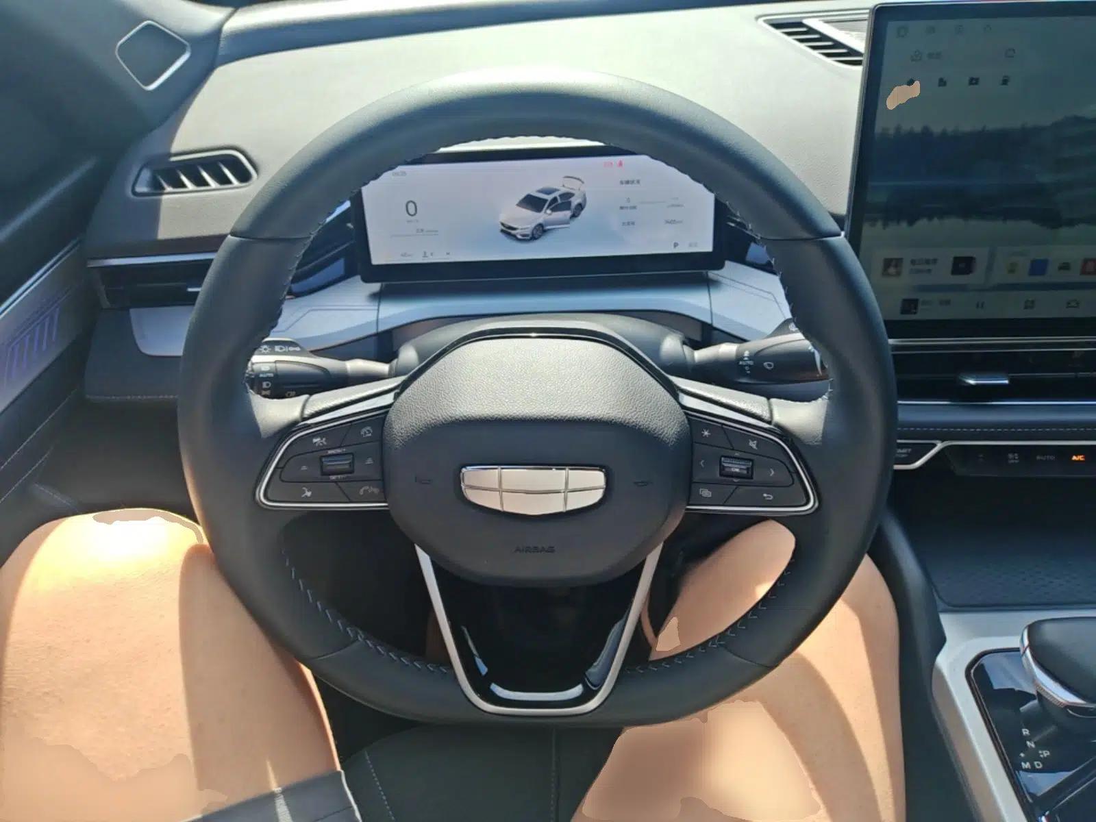 Geely Auto Preface 2025 Dongfang Yao 1.5TD Kunlun Edition — миниатюра 14