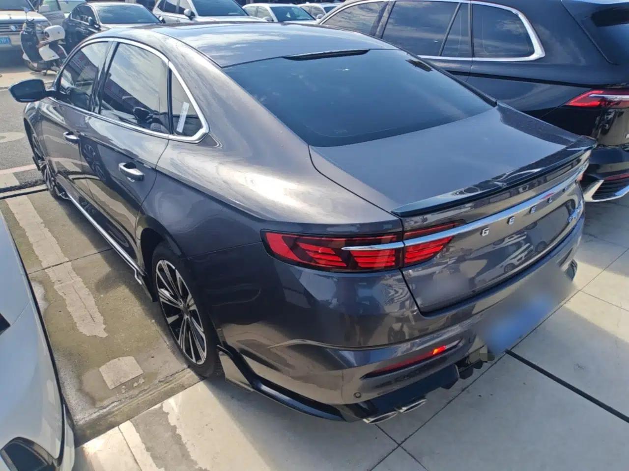 Geely Auto Preface 2025 Dongfang Yao 1.5TD Kunlun Edition — миниатюра 4