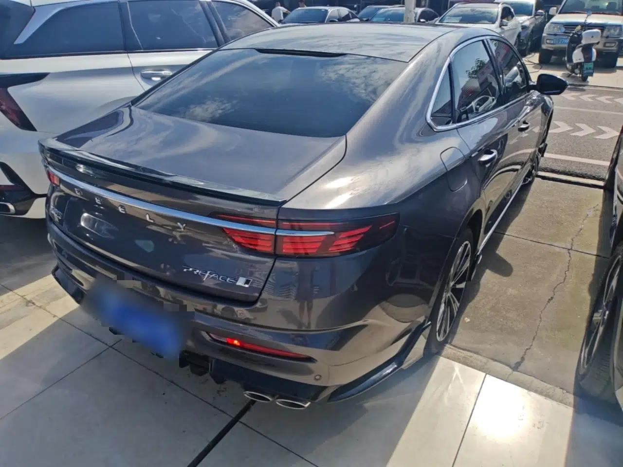 Geely Auto Preface 2025 Dongfang Yao 1.5TD Kunlun Edition — миниатюра 6
