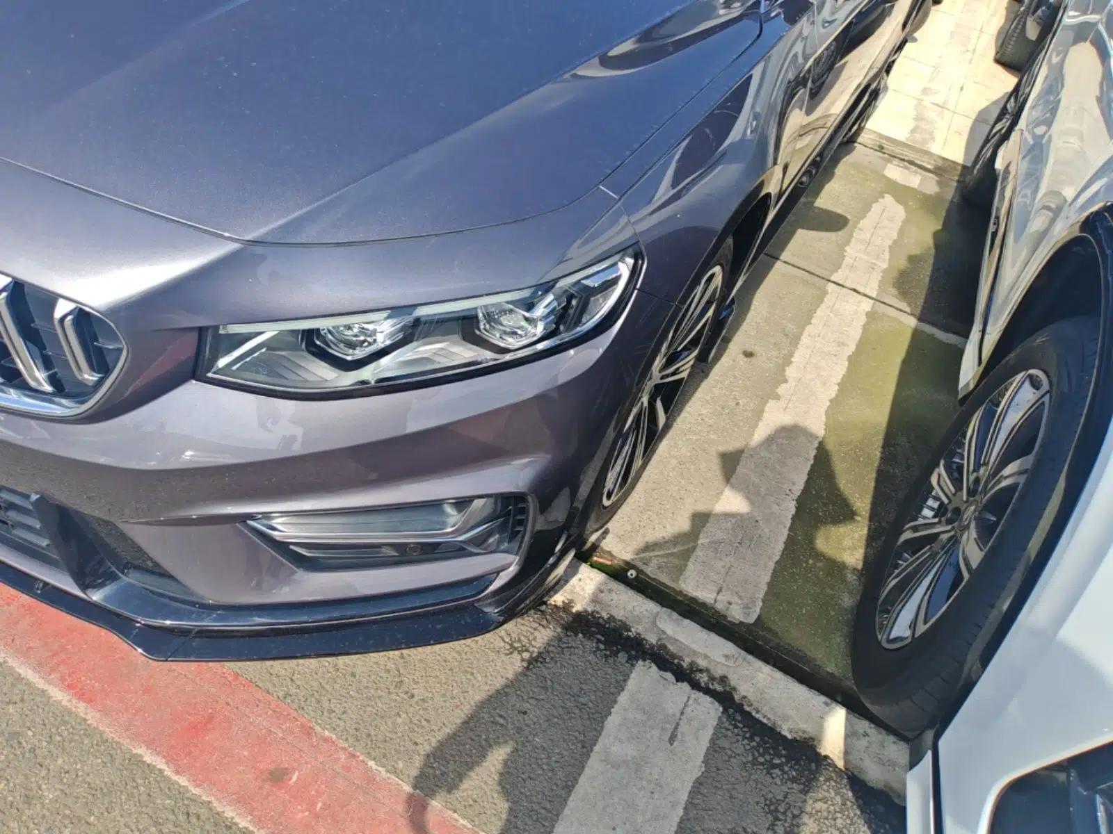 Geely Auto Preface 2025 Dongfang Yao 1.5TD Kunlun Edition — миниатюра 9