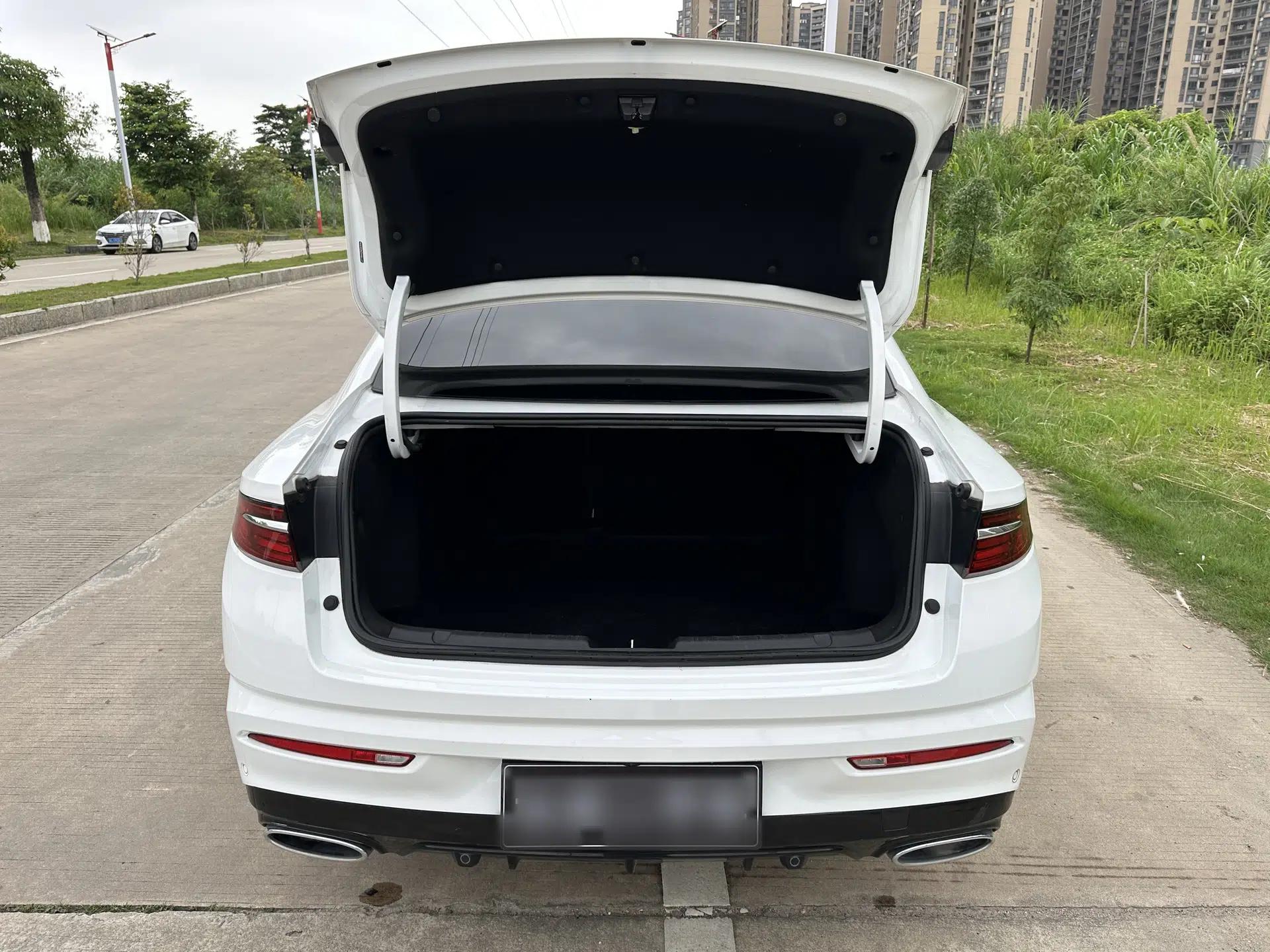 Geely Auto Preface 2023 2.0TD Prestige Version — миниатюра 20