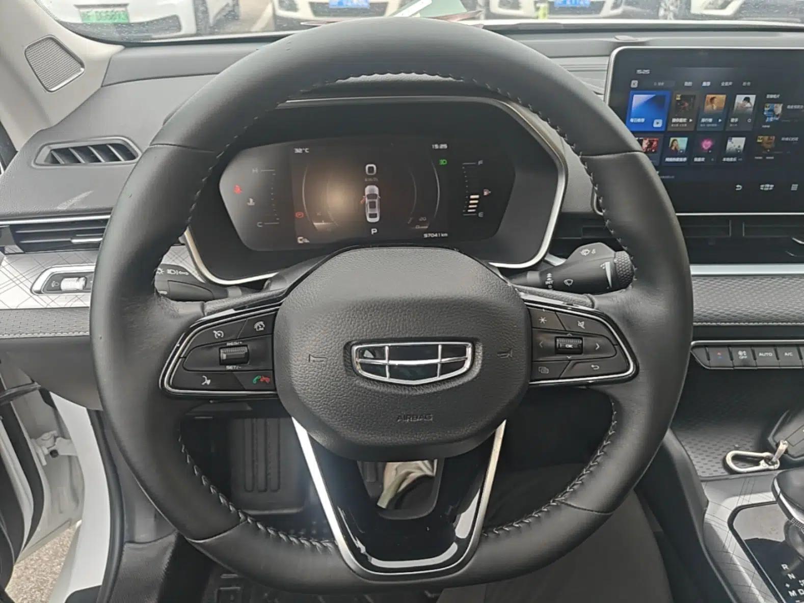 Geely Auto Preface 2021 2.0TD Luxury Version — миниатюра 14