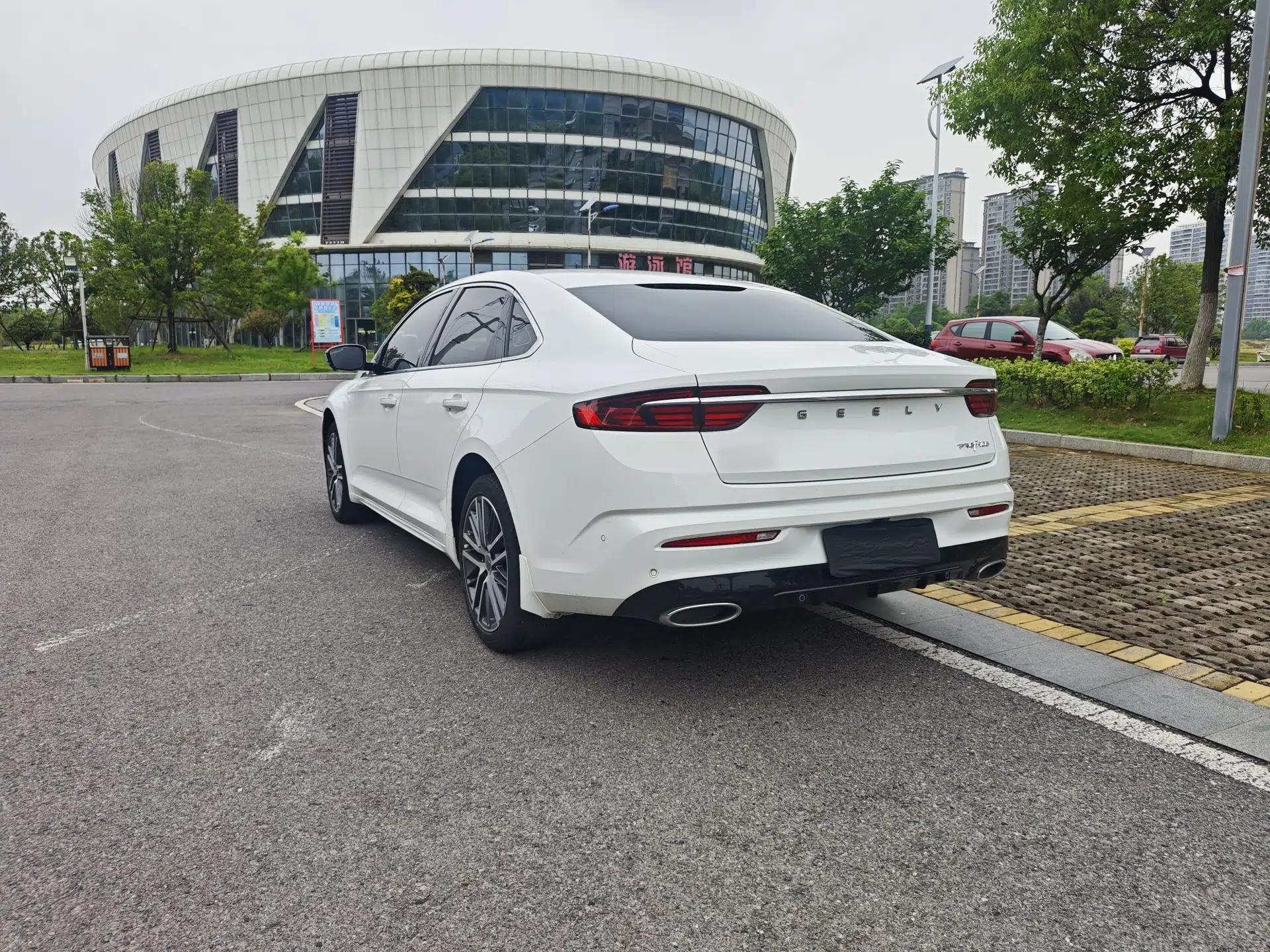 Geely Auto Preface 2021 2.0TD Flagship Edition — миниатюра 8