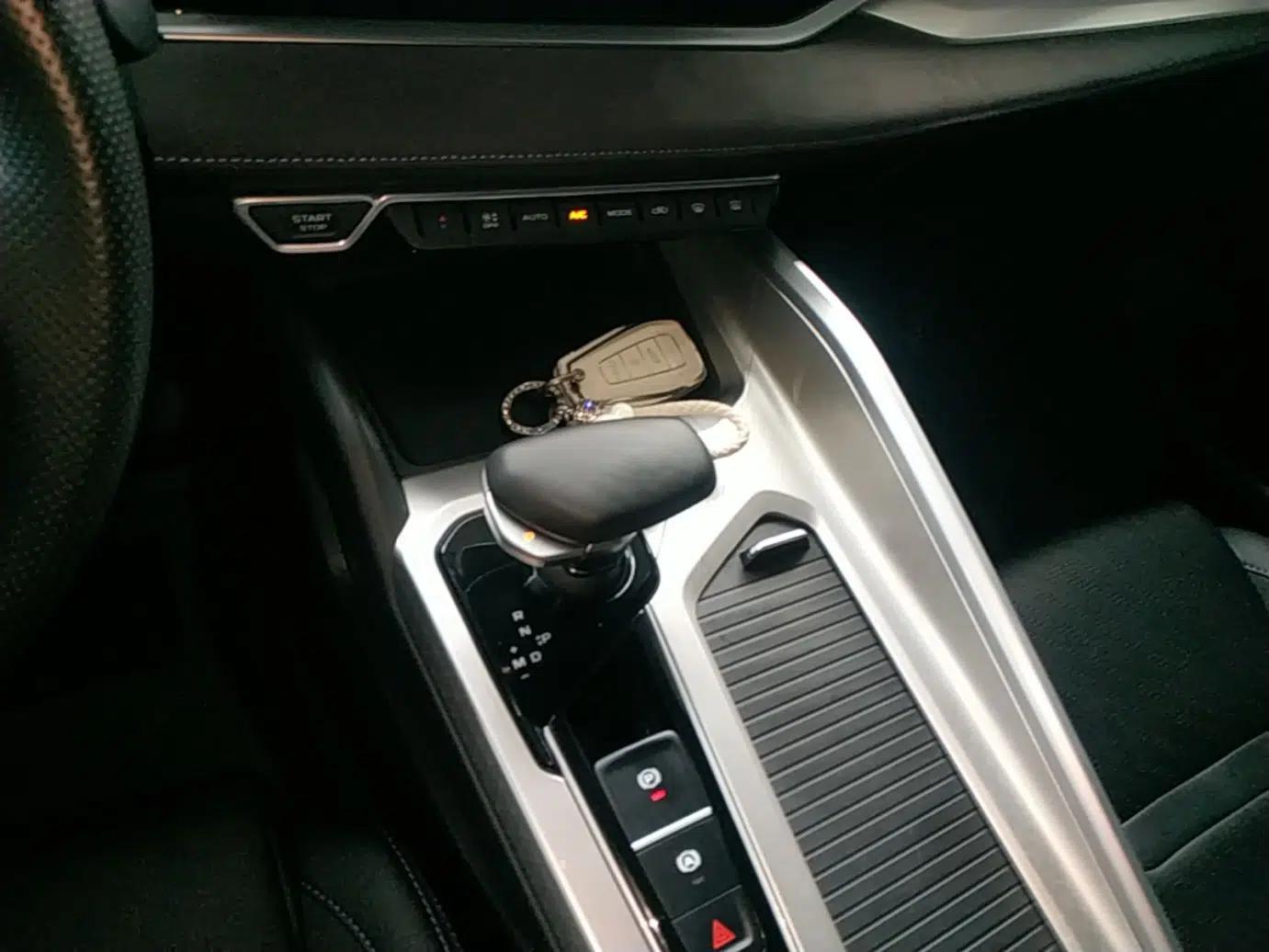 Geely Auto Preface 2024 2.0TD Qingyun Edition — миниатюра 17