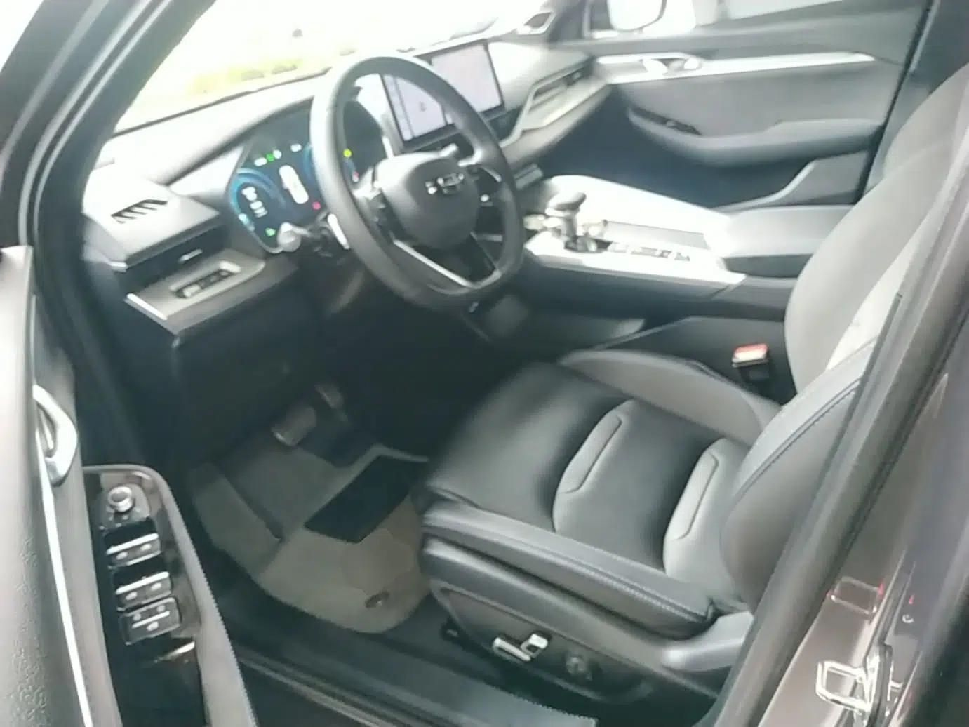 Geely Auto Preface 2024 2.0TD Qingyun Edition — миниатюра 18