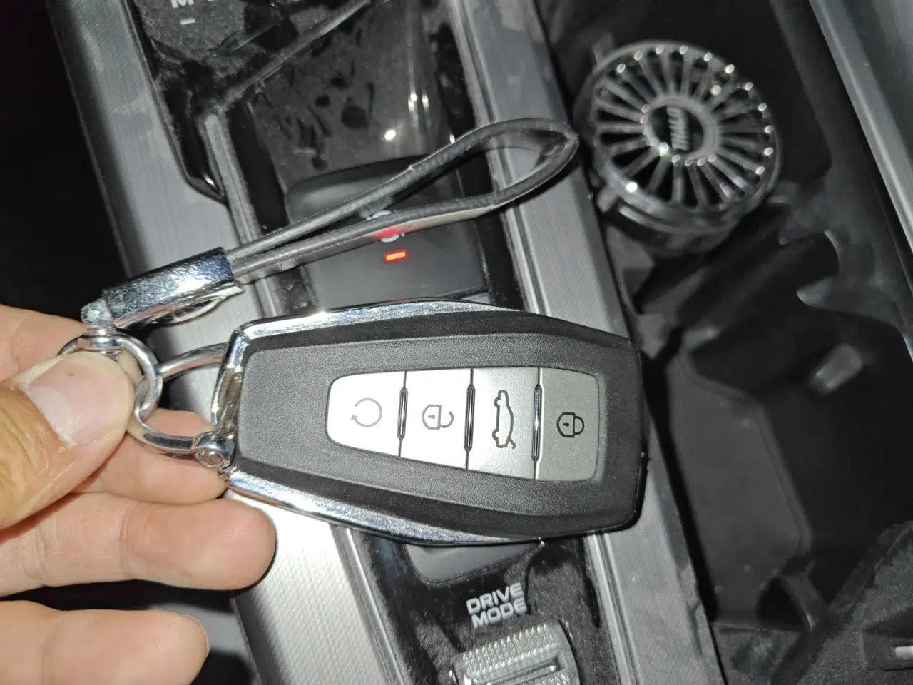Geely Auto Preface 2021 Revised Version 2.0TD Luxury Edition — миниатюра 9