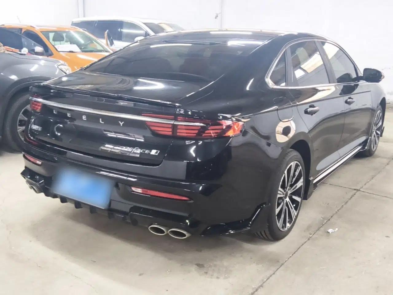 Geely Auto Preface 2025 Dongfang Yao 2.0TD Moonlight Edition — миниатюра 6