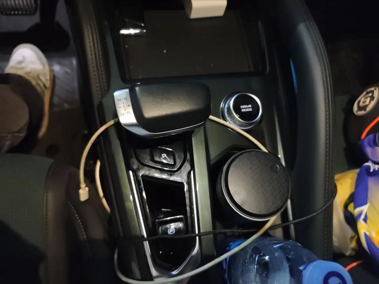 Geely Auto Monjaro L 2021 2.0TD High-Power Automatic All-Wheel Drive Luxury Version — миниатюра 15