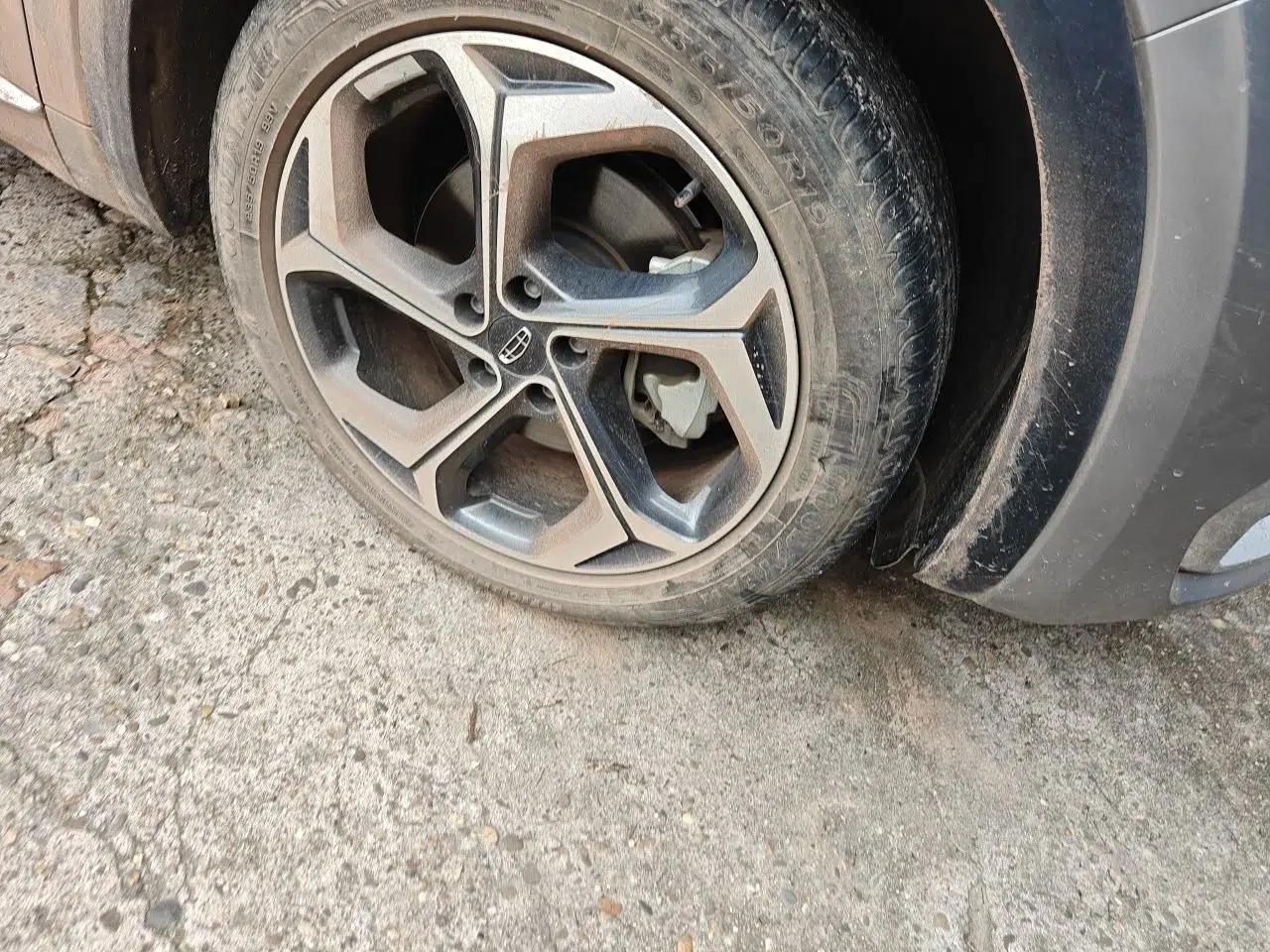Geely Auto Monjaro L 2024 2.0TD High-Power Automatic Two-Wheel Drive Yunqi Version — миниатюра 8