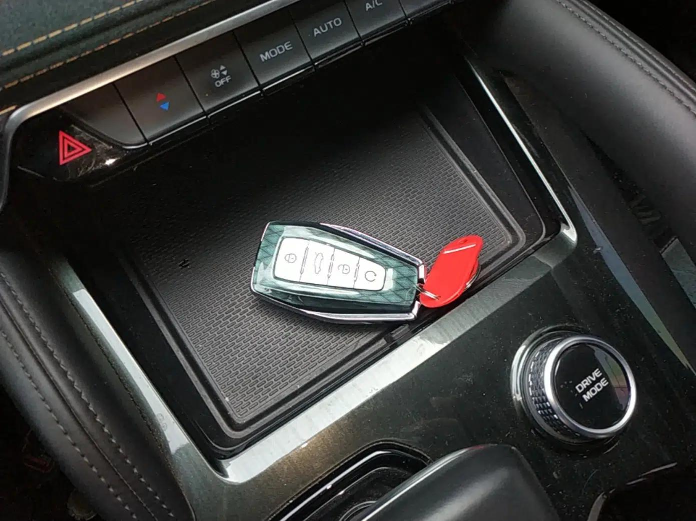 Geely Auto Monjaro L 2021 2.0TD DCT EVO Two-Wheel Drive Prestige Version — миниатюра 12
