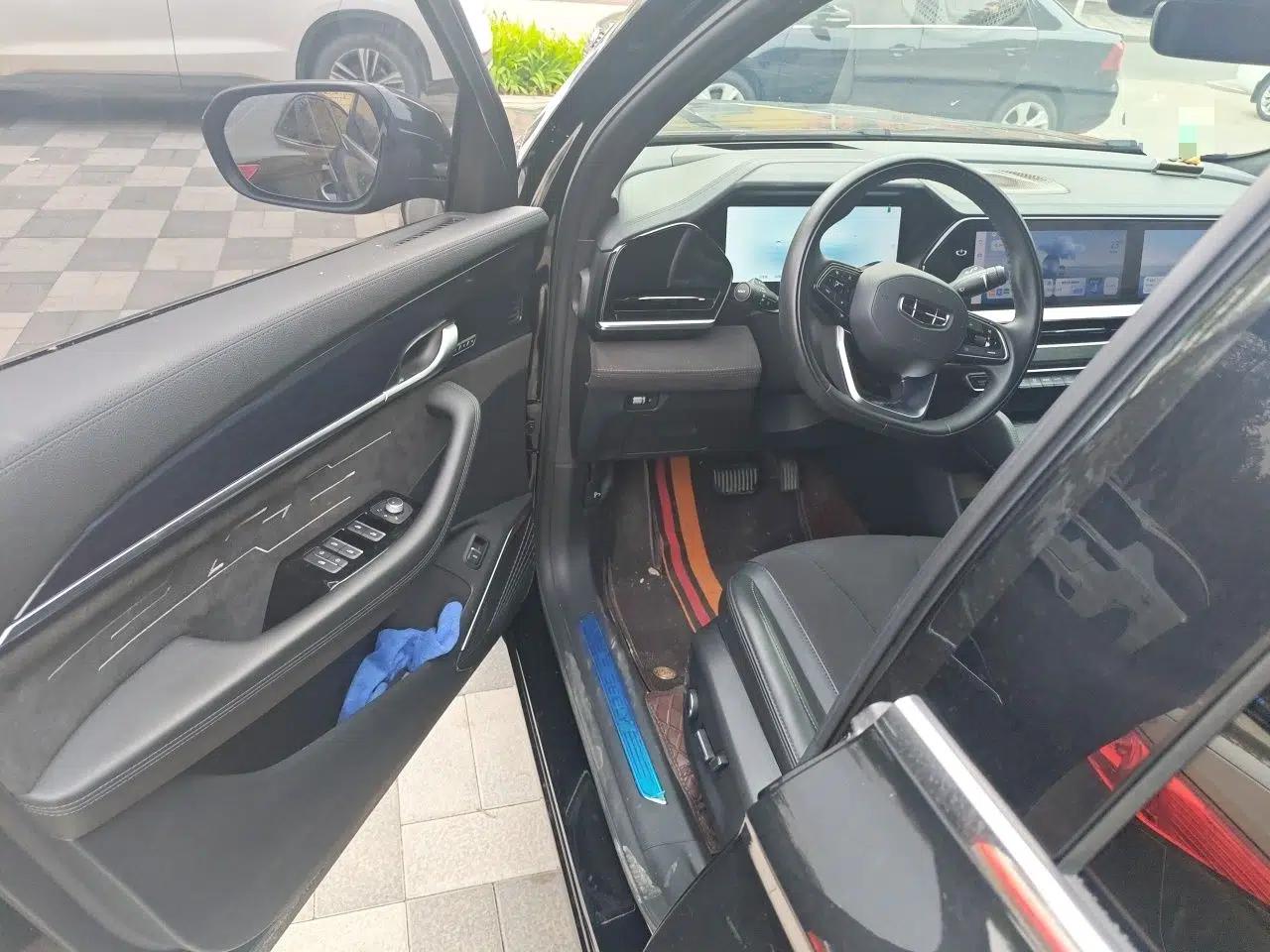 Geely Auto Monjaro L 2024 2.0TD High-Power Automatic Two-Wheel Drive Skyline Edition — миниатюра 17
