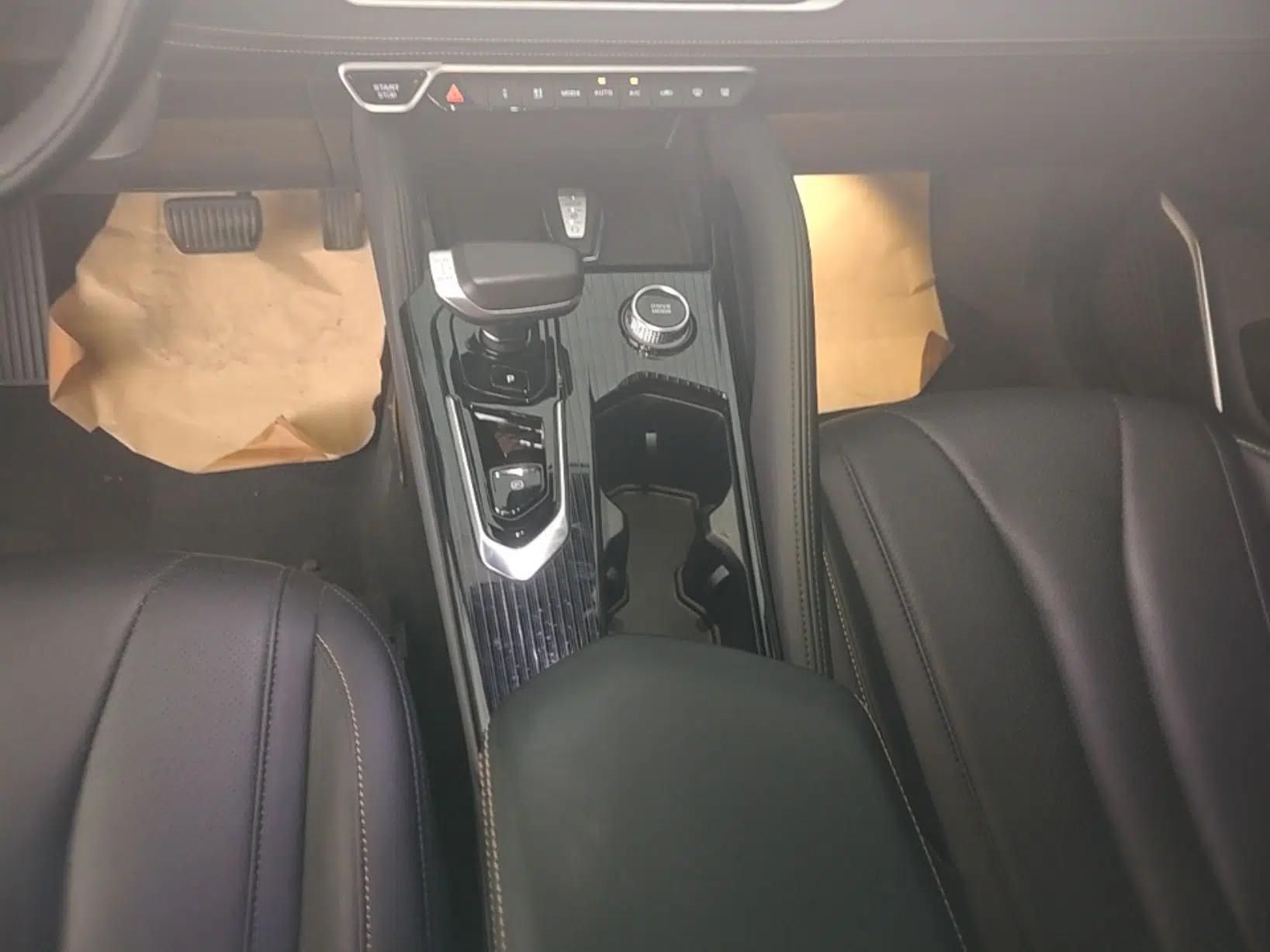 Geely Auto Monjaro L 2024 2.0TD DCT EVO Two-Wheel Drive Long-Range Version — миниатюра 17