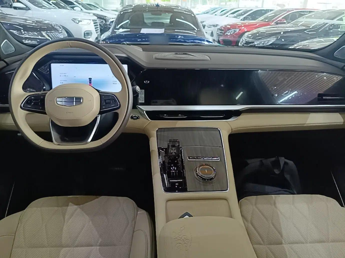 Geely Auto Monjaro L 2025 Dongfang Yao 2.0TD Automatic All-Wheel-Drive Wangyue Edition — миниатюра 12