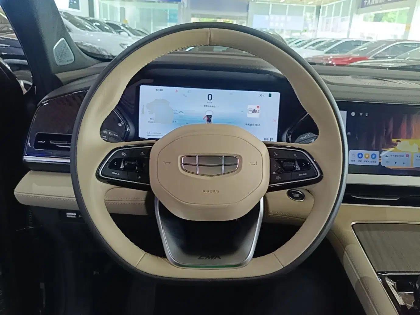 Geely Auto Monjaro L 2025 Dongfang Yao 2.0TD Automatic All-Wheel-Drive Wangyue Edition — миниатюра 13