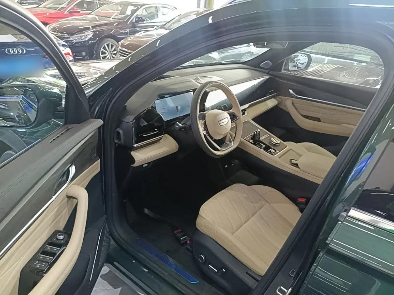 Geely Auto Monjaro L 2025 Dongfang Yao 2.0TD Automatic All-Wheel-Drive Wangyue Edition — миниатюра 18