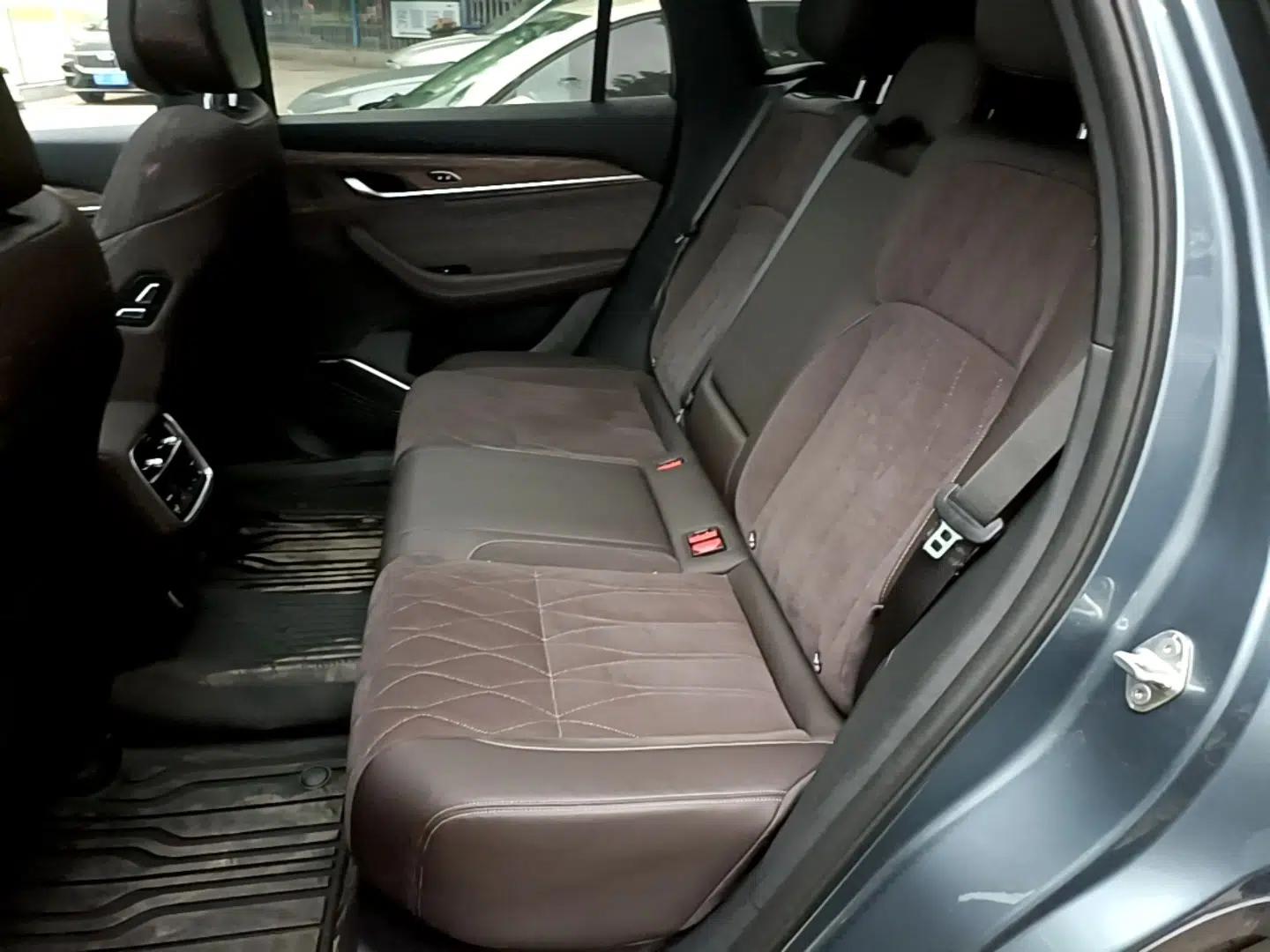 Geely Auto Monjaro L 2026 Model Oriental Yao 2.0TD Automatic Wangyue Edition — миниатюра 19